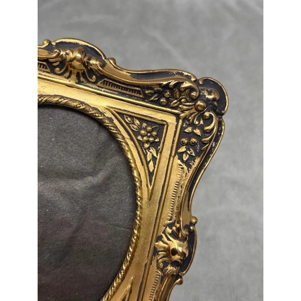 Vintage Ornate Gold and Black Floral Scrollwork Oval Picture Frame